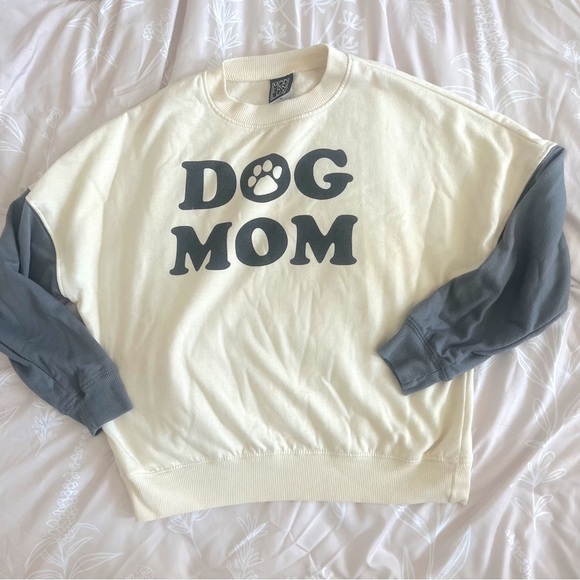 Modern Lux Tops - dog mom sweatshirt